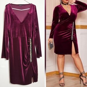 Velvet Whimsigoth Junior Plus Size Long Sleeve Ruched Dress Size 4XL
